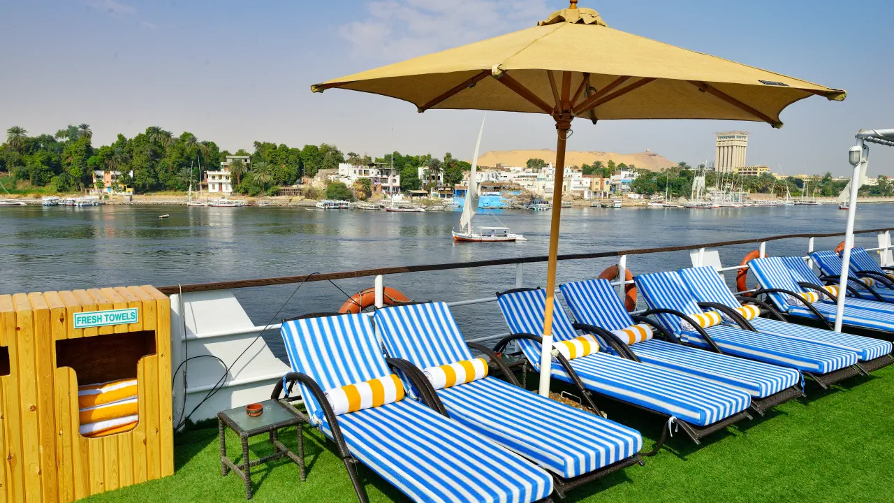 رحلة الباخرة نايل تريجر